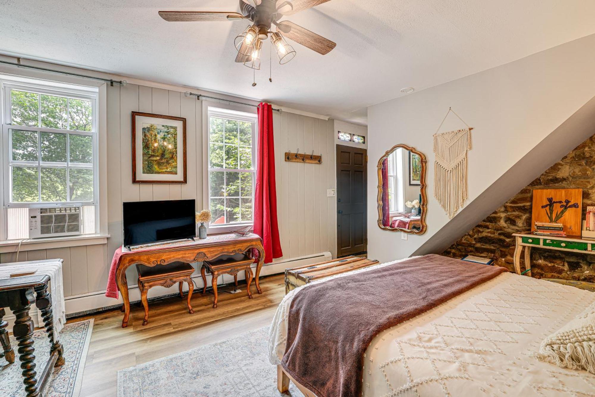 Charming Getaway Less Than 1 Mi To Downtown Lambertville! Bagian luar foto