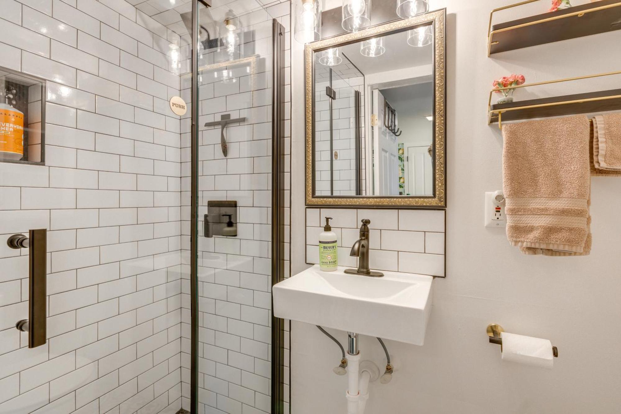 Charming Getaway Less Than 1 Mi To Downtown Lambertville! Bagian luar foto